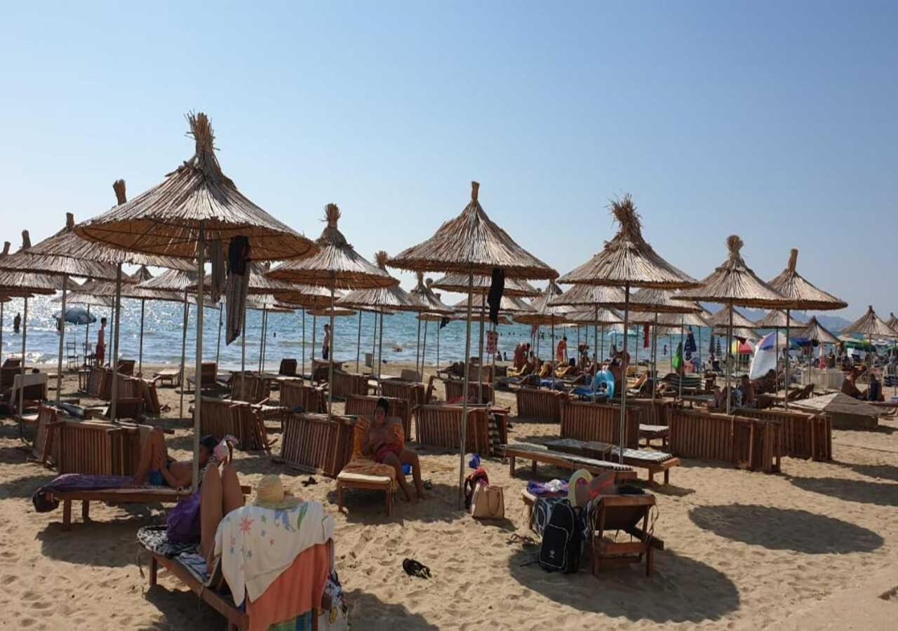 Seashell Beach Rooms Škalngur Exteriör bild